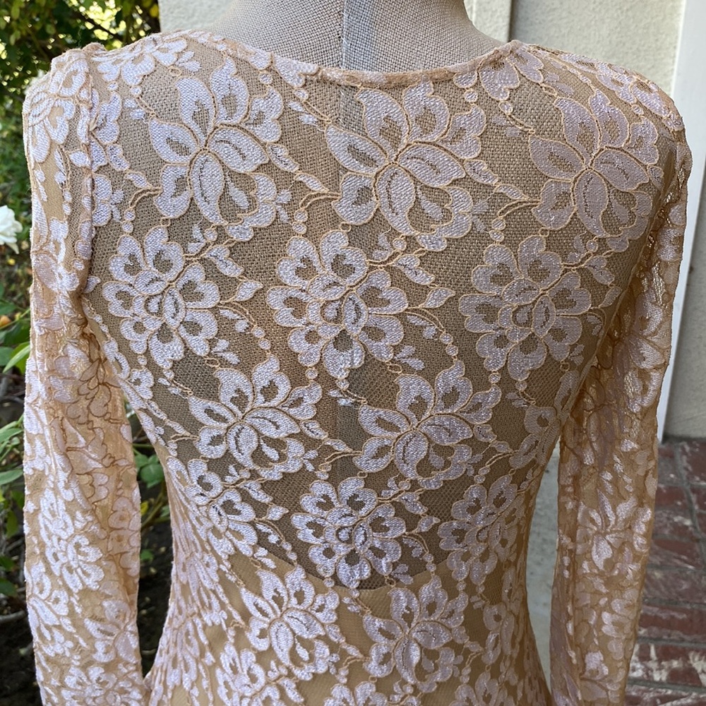 FINAL FRENCH ROSE VINTAGE LACE DRESS - Picture 2 of 15